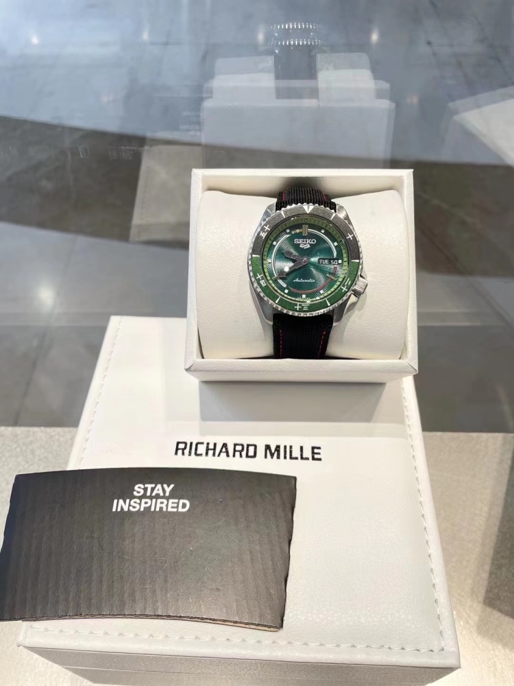 Men's Automatic Mechanical Watch 904L Stainless Steel 42.5 mm- SK 52