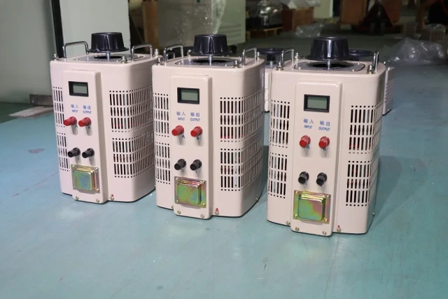TDGC ac adjustable voltage regulator 380v 10kva three phase variable transformer