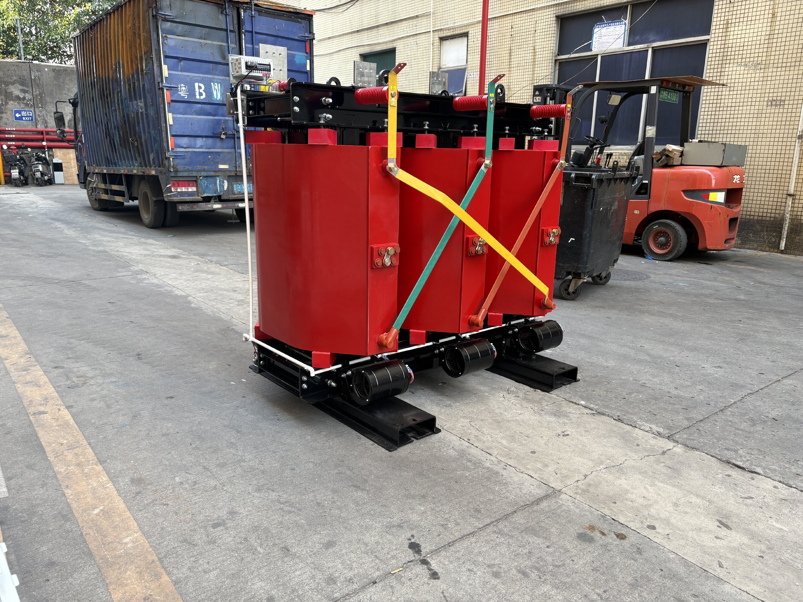 3500KVA/3000KVA 干式浇注树脂变压器 SCB13/SCB14/SCB15，适用于工业、矿业、光伏电站，电压等级 11KV/35KV