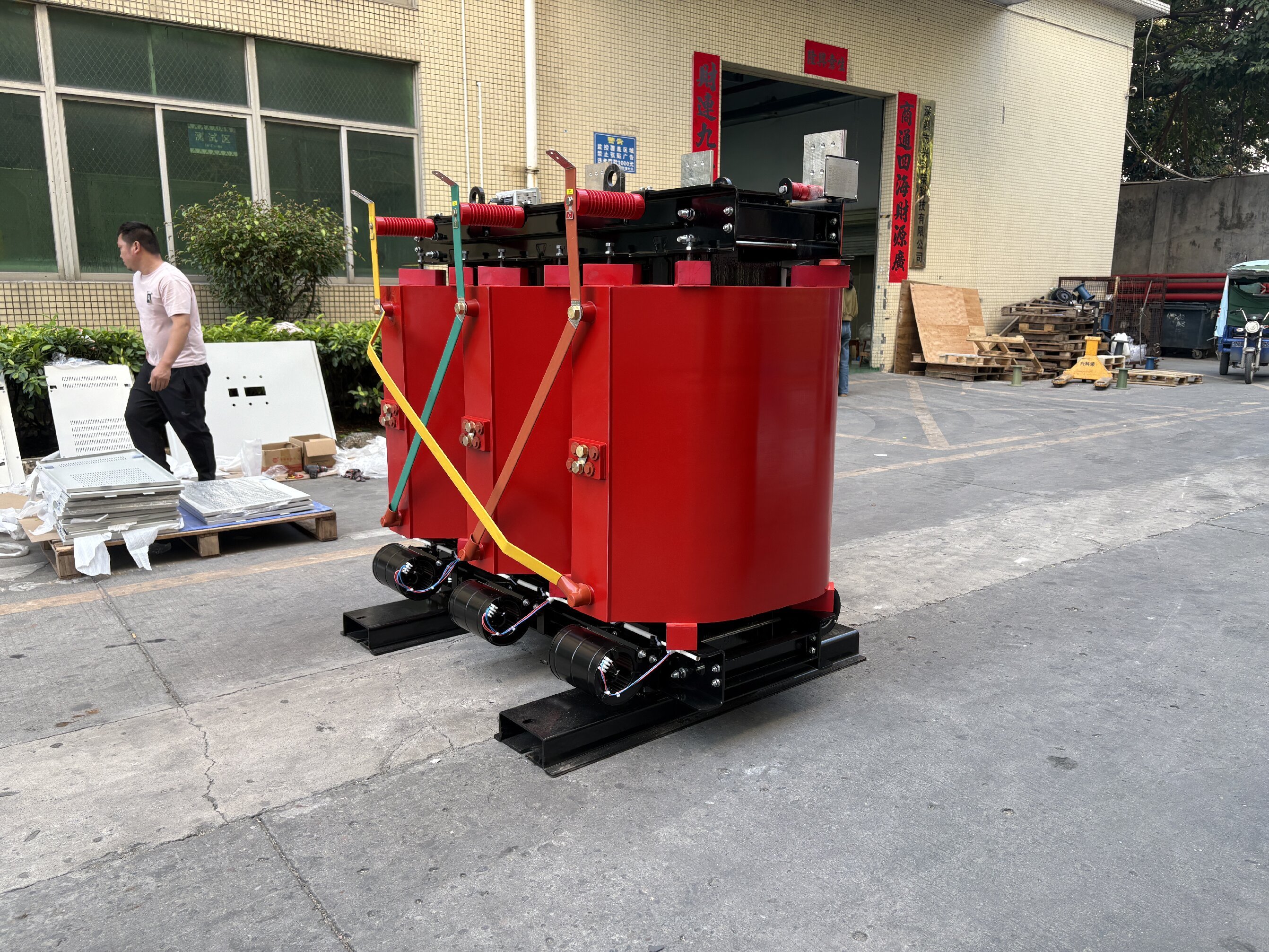3500KVA/3000KVA 干式浇注树脂变压器 SCB13/SCB14/SCB15，适用于工业、矿业、光伏电站，电压等级 11KV/35KV