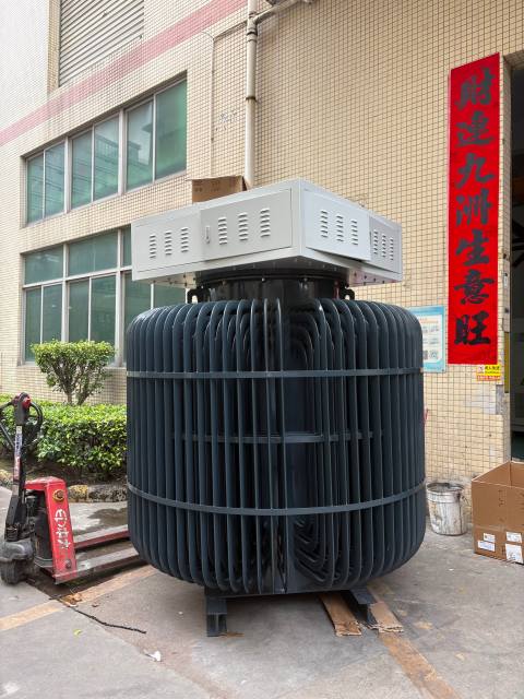 500KVA 1000KVA 2000KVA Oil Immersed Induction Voltage Regulator Three Phase 415V Voltage