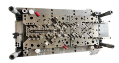 Troquel de estampación progresivo — Automático
