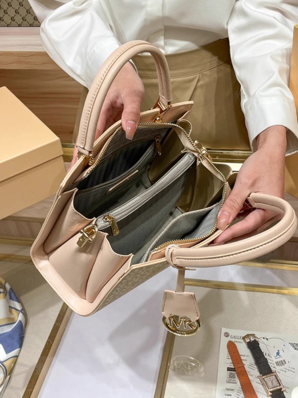 F4012 Ladies handbag