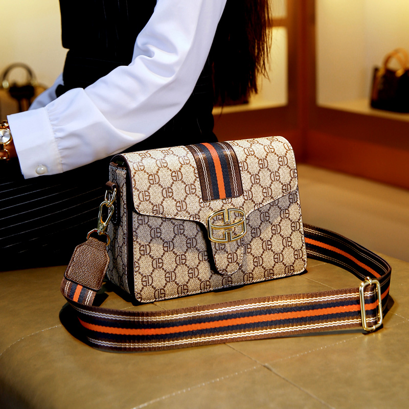 F4008 Ladies handbag