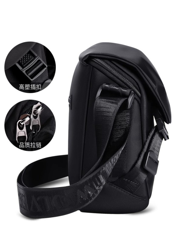 L0007 Septwolves Men's Crossbody Bag