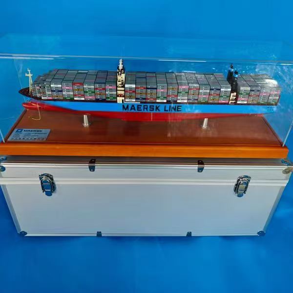 C0008 Custom-made Container Ship Model
