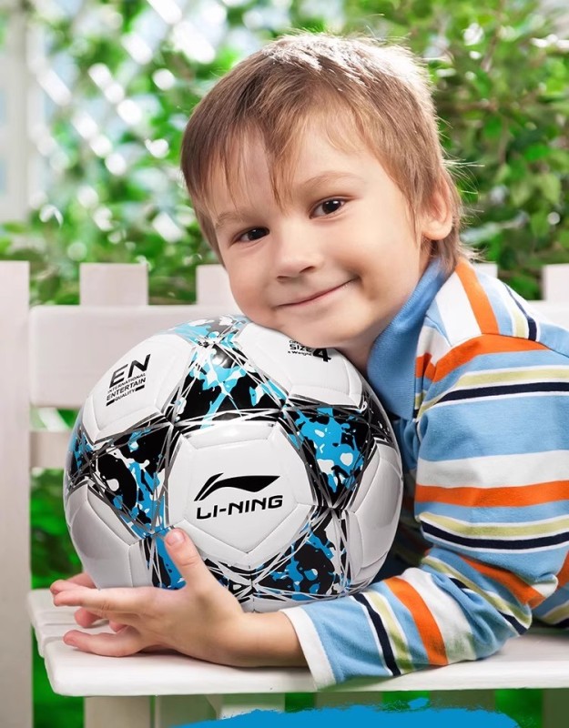 S3002 Li Ning Football