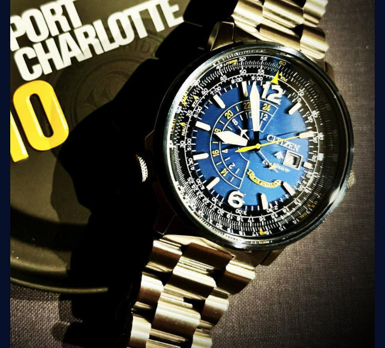 E9081 Citizen Radio Wave Luminous Sky Hawk Blue Angels Eco-Drive Water Resistant Men's Watch Made in Japan