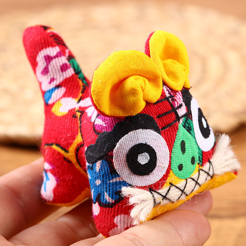 Handmade cloth tiger figurine, a traditional folk craft, Chinese style gift, small tiger decoration.