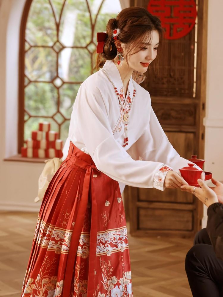 Ladies Free Size Loose Top and Wrap Skirt Set,Embroidered Blouse,Jacquard Horse Face Dress,Chinese Hanfu Tang Suit