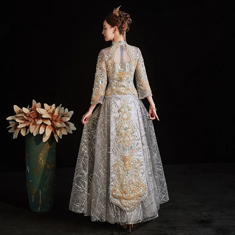 S0133G   Golden Heavy Gongxiu Genoto 2024 New Women's Senior Bride Chinese Long Sleeved Wedding Dress Luxurious