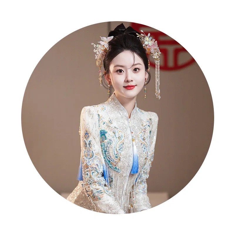 S3335A Luxury White Xiuhe Dress Modern Chinese Style Wedding Dress Heavy Industry Bridal Dress for Summer Weddings