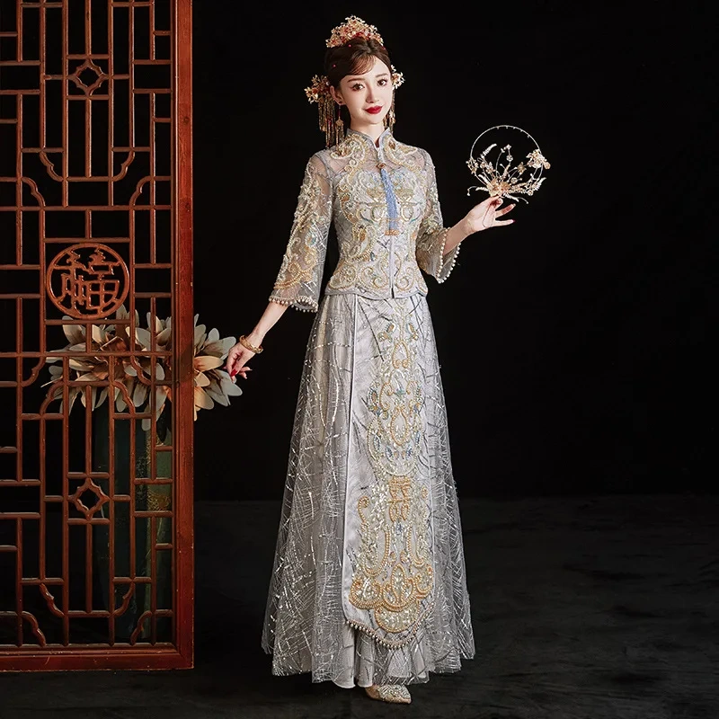 S0133G   Golden Heavy Gongxiu Genoto 2024 New Women's Senior Bride Chinese Long Sleeved Wedding Dress Luxurious