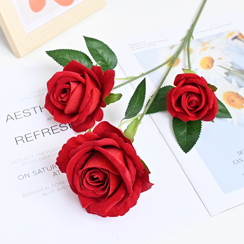 3 Heads Vevet Rose Spray