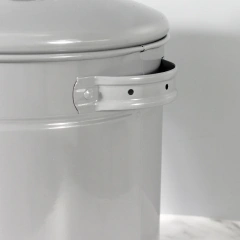 Factory Direct Sale Galvanized Iron Airtight Cat Food Storage Container Support Custom Waterproof Round Metal Dog Food Storage