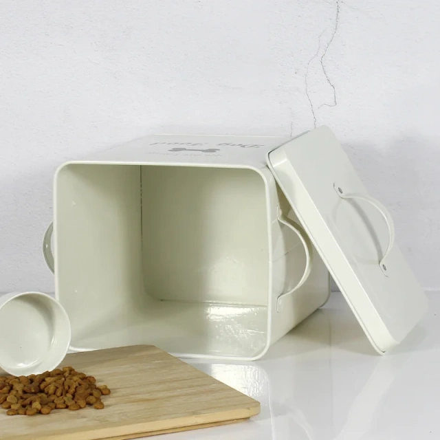 Hot Sale  Airtight  Moisture-proof  Large Capacity  Metal Pet Food Storage