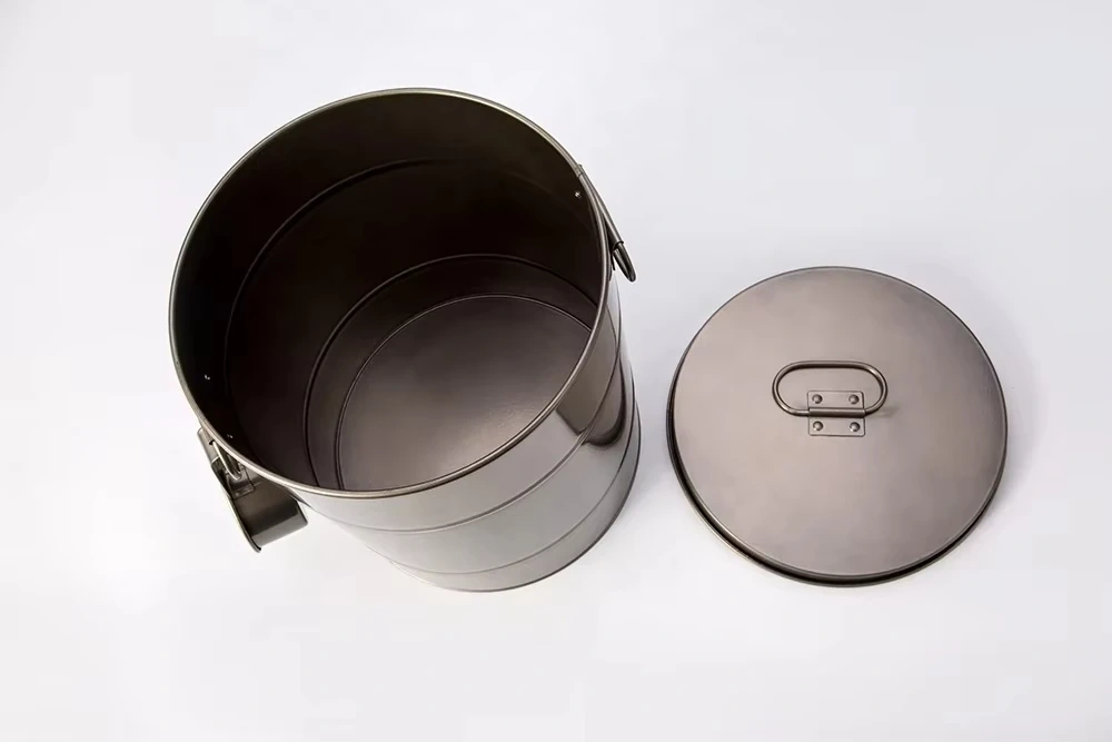 2025 Metal Pet Food Canister Metal Dog Food Storage Container Pet Food Holder Dog Treat Jar With Scoop
