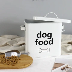 E-commerce Hot-selling Iron Pet sealed Grain Snack Can Cat and Dog Dry Food Storage Pet Food Storage Box with Scoop