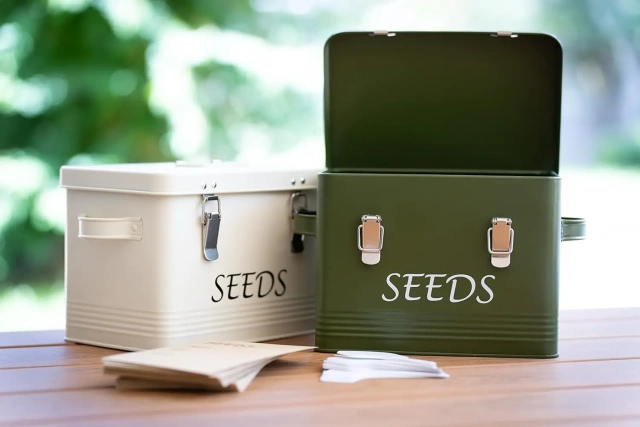 Seed Packet Container with Lid Garden 3 Compartments Seed Bin Metal Seed Bin Storage Organizer