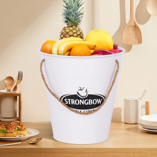Hot Sale Custom Made Farmhouse Large Pegs Bucket Galvanized Metal Storage Bucket Household Ice Bucket