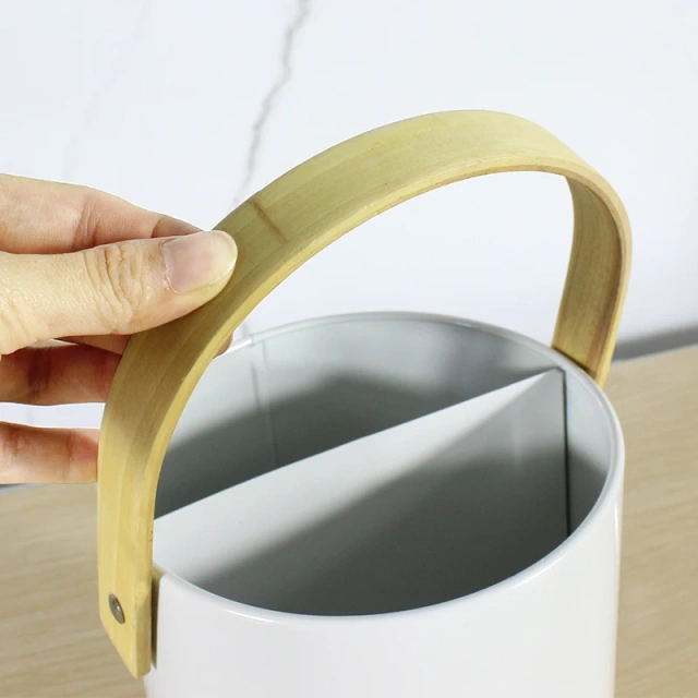 管家清洁工具携带实用盒镀锌厨房餐具用具容器金属储物盒铁质箱