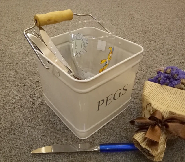 Galvanized Iron Kitchen Decor Cutlery Holder with Wooden Handle square Storage Bin 3.5L Powder Coating Metal Utensils Caddy