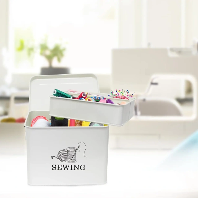 金属缝纫盒，缝纫工具包收纳盒，带可拆卸托盘，用于存放剪刀、线、大头针、针和夹子