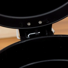 Matte Black 3L Pedal Round Flip-Top Trash Can Household Cleaning Bucket