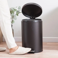 Matte Black 3L Pedal Round Flip-Top Trash Can Household Cleaning Bucket