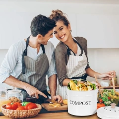 Metal Food Waste Bin Compost Bucket Kitchen Compost Bin With Lid and Charcoal Filters