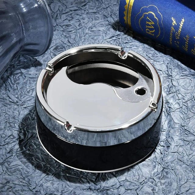 Stainless Steel Desktop Ashtray with Cover and Column Ashtray