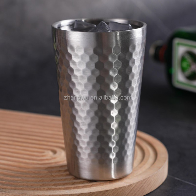 450ml Wholesale Luxury Hammered 304 Stainless Steel Wine Cup 400ml Unbreakable Nordic Style Cocktail Tumbler for Hotel Bar