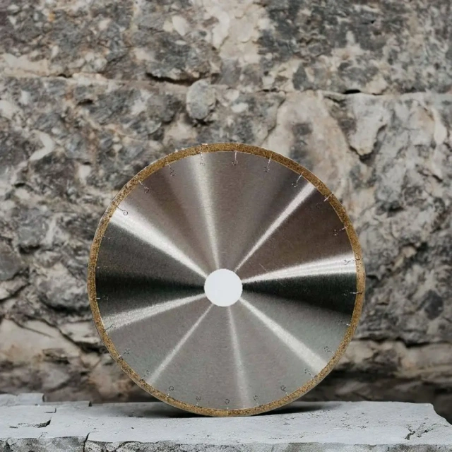 OEM Turbo Diamond Saw Blade – Industrial Grade for Granite & Slate