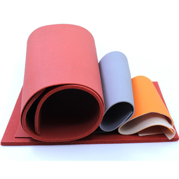 Fine textured silicone foam roll support customization