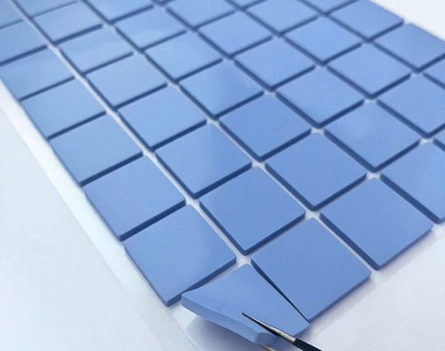 1.2-10 W/mK Thermal Conductive Silicone Pad for Electronics and Thermal Management