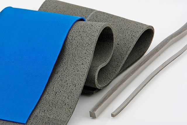 Open-cell and closed-cell silicone foam structures