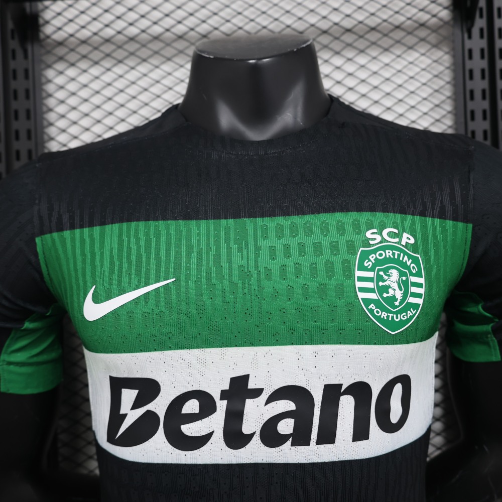 24-25 Sporting CP Home Soccer Jersey Player Version