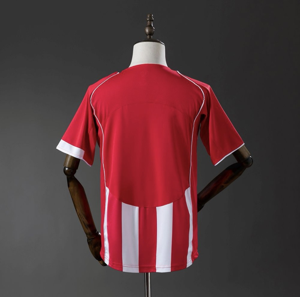 psv-eindhoven-domicile-2004-2005