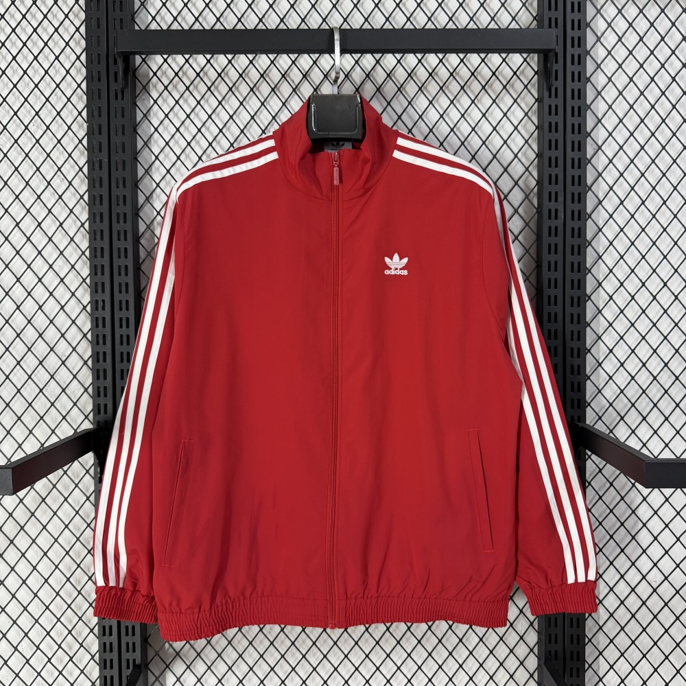 2025/26 Windbreaker