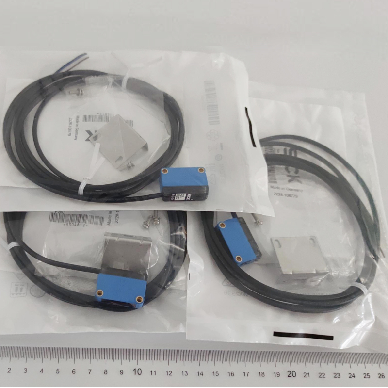 In Stock ! SICK Photoelectric sensors GL6G-P1212