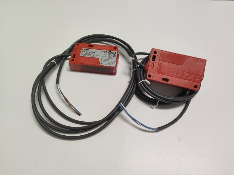 In Stock ! Leuze Single light beam safety device transmitter SLS46C-40.K28