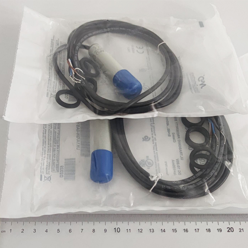 Micro Detectors Ultrasonic sensor UK1A/GN-0ASY