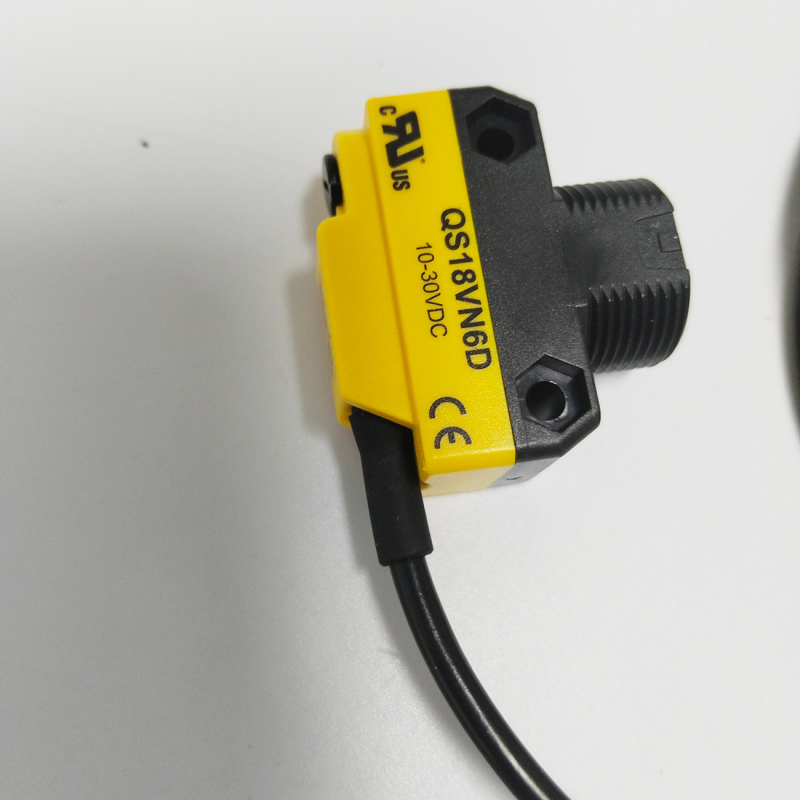 Banner photoelectric sensor QS18VN6D