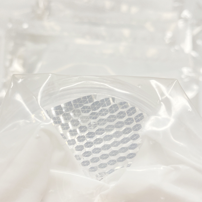 In Stock ! Leuze Reflector TK 60