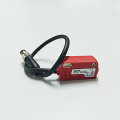 LEUZE Retro-reflective photoelectric sensors PRK3C.T3/4T-200-M8