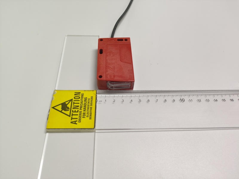 In Stock ! Leuze Single light beam safety device transmitter SLS46C-40.K28