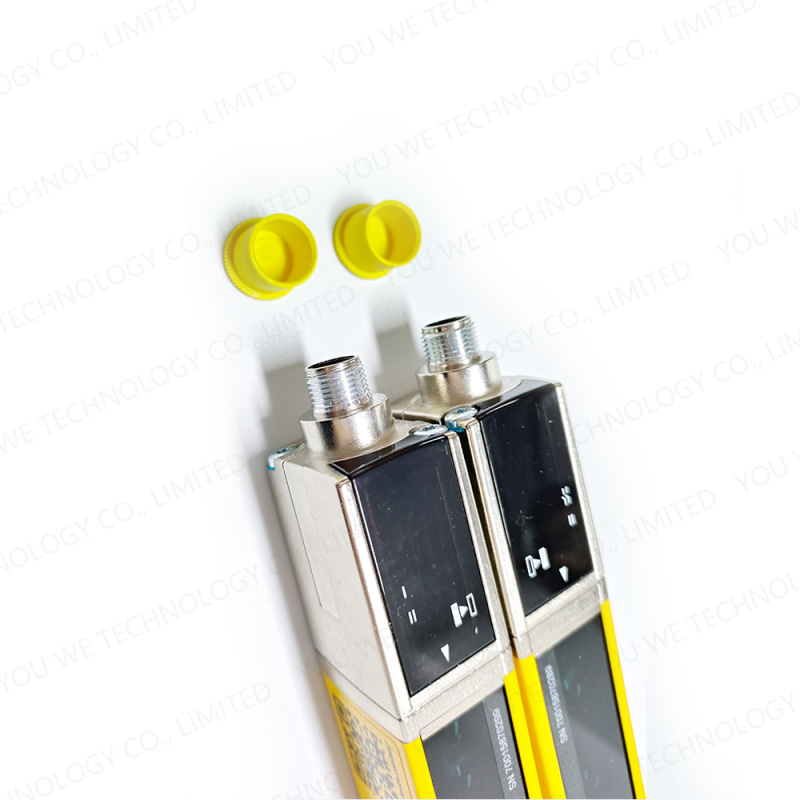 LEUZE Safety Light Curtain Transmitter MLC500T40-450