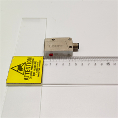 Leuze Unpolarized retro-reflective photoelectric sensor RK18B.1/2N-M12