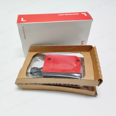 LEUZE Polarized retro-reflective photoelectric sensor PRK 96M/R-1850-25
