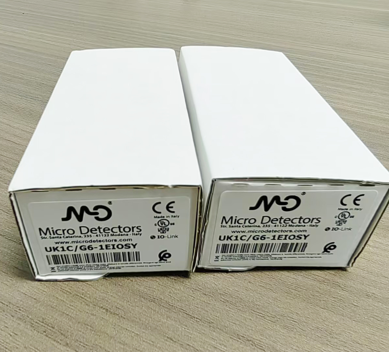 Micro Detectors Cylindrical Ultrasonic Sensors UK1C/G6-1EIOSY